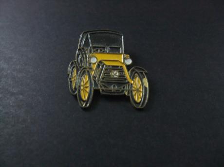 Panhard-Levassor Type A2 ( Double Phaeton) 1907,Franse auto ( een van de oudste automerken ter wereld) geel